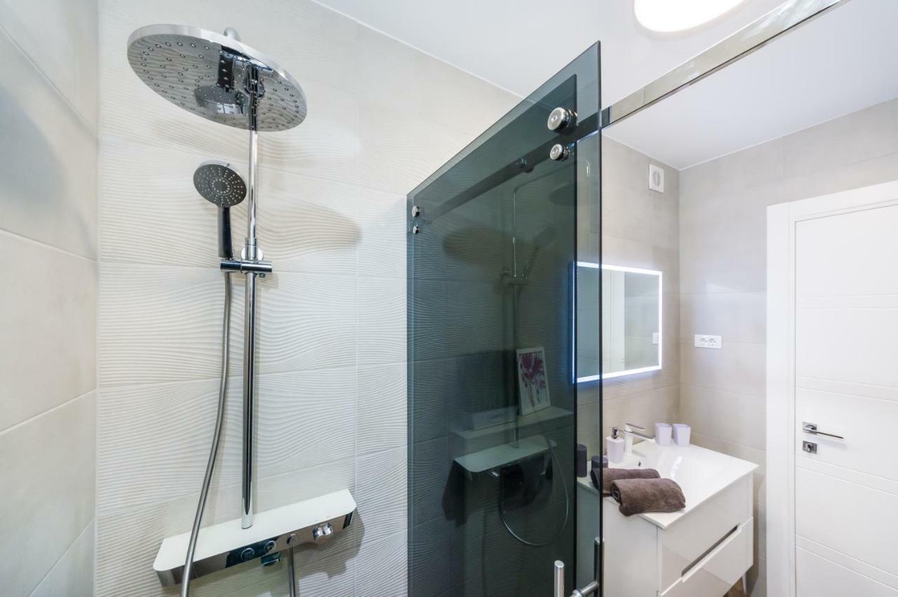 Luxury Goldy Apartment