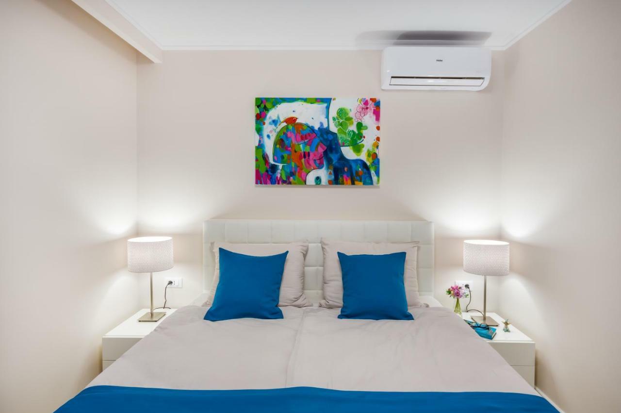 Apartment Luxury Goldy